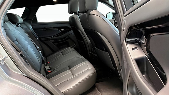 Land Rover Range Rover Evoque 5 of 5