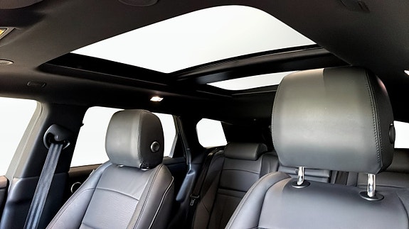 Land Rover Range Rover Evoque 11 of 16
