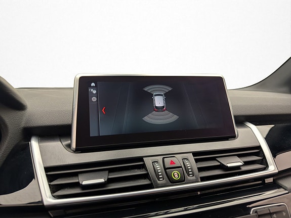 BMW 225xe 18 of 25