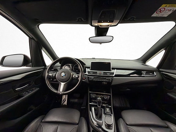 BMW 225xe 10 of 25