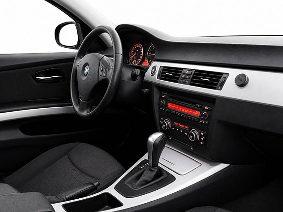 BMW 320d 8 of 9