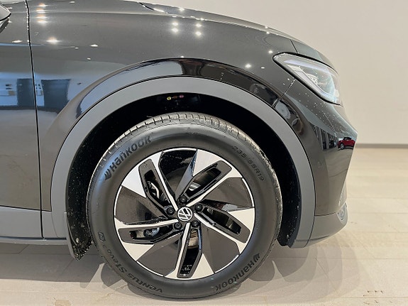 Volkswagen ID.4 5 of 18