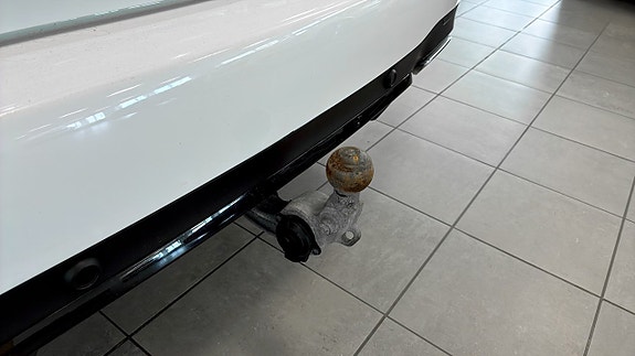 Mercedes-Benz E220 d 23 of 26