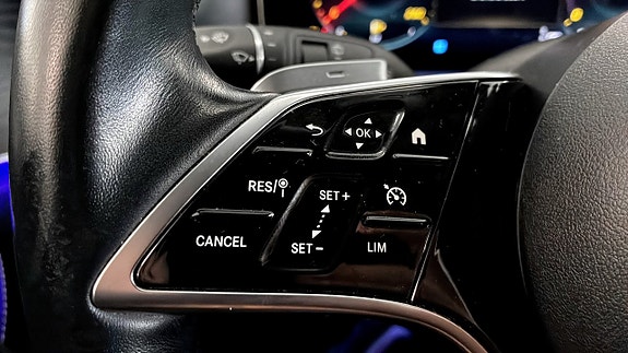 Mercedes-Benz E220 d 18 of 26