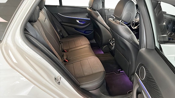 Mercedes-Benz E220 d 5 of 5