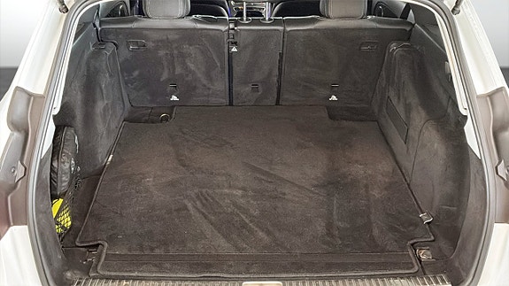 Mercedes-Benz E220 d 10 of 26
