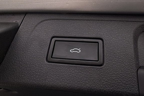 Volkswagen Passat 25 of 26
