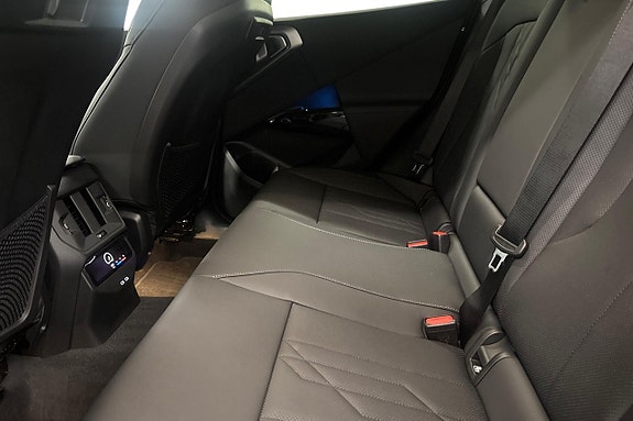 BMW X3 11 of 19