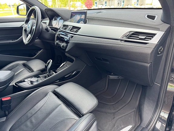 BMW X2 13 of 17