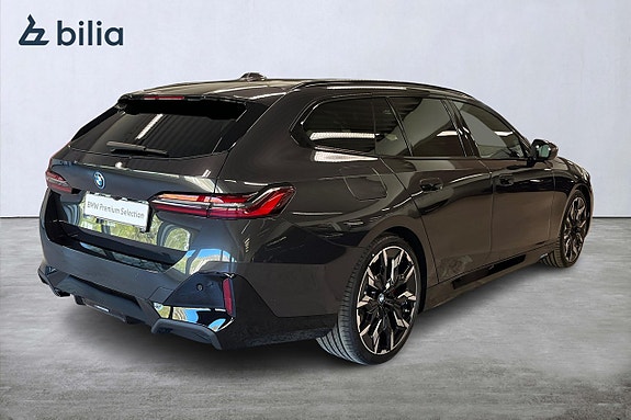 BMW 530e 16 of 18