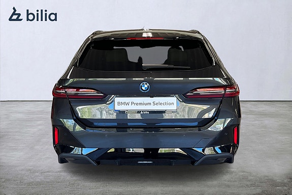 BMW 530e 4 of 18