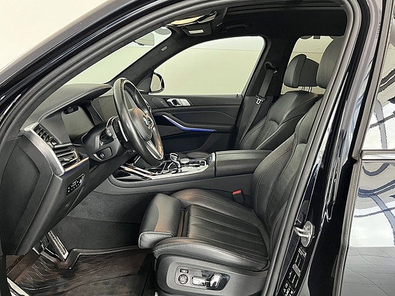 BMW X7 6 of 18