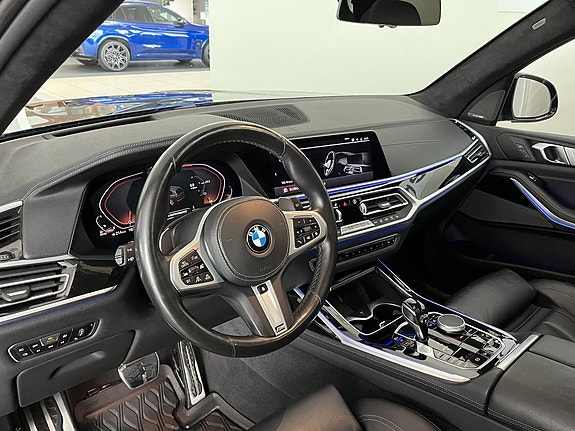 BMW X7 7 of 18