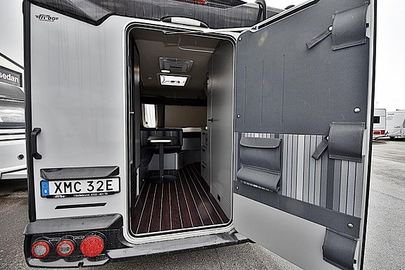 Knaus 480 QL Sport & Fun Black Selection, Dubbelbädd 13 of 23
