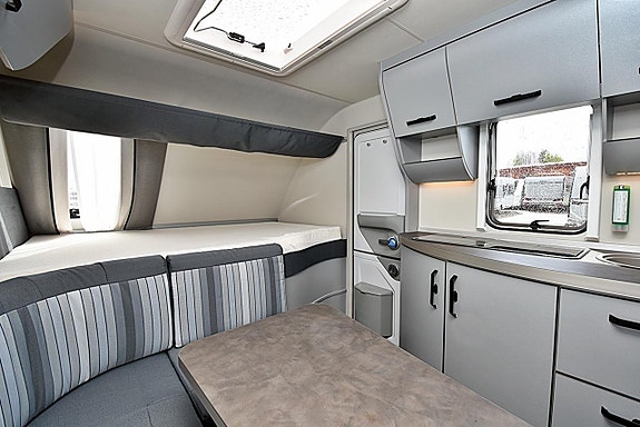 Knaus 480 QL Sport & Fun Black Selection, Dubbelbädd 17 of 23