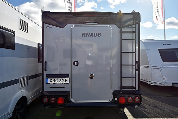 Knaus 480 QL Sport & Fun Black Selection, Dubbelbädd 3 of 23