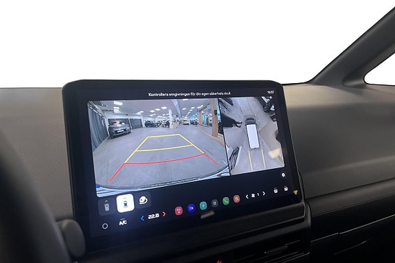 Kia PV5 15 of 17