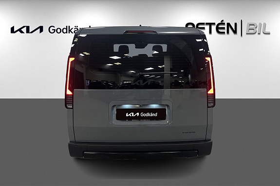 Kia PV5 7 of 17