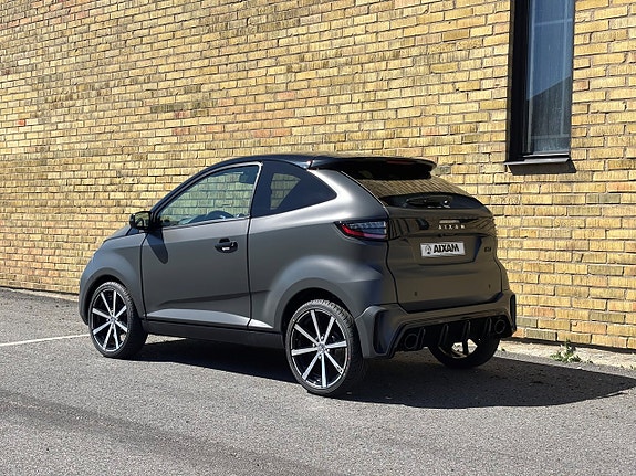 Aixam Coupé GTI S10 Ambition Kubota E5+ 2 of 5