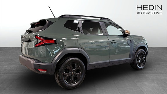 Dacia Duster 2 of 5