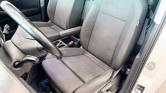 Volkswagen Caddy 14 of 23