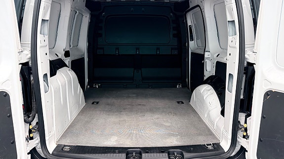 Volkswagen Caddy 21 of 23