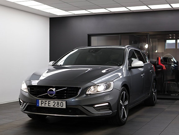 Volvo V60 2 of 5