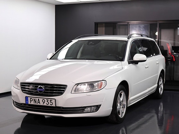 Volvo V70 5 of 27