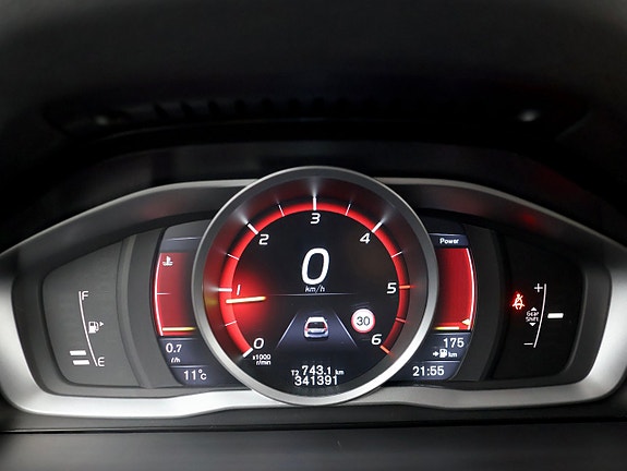 Volvo V70 20 of 27