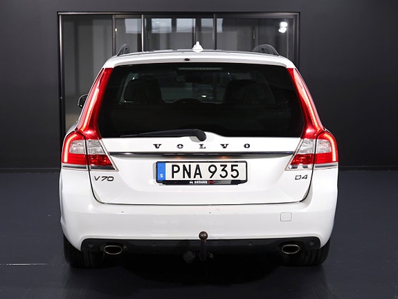 Volvo V70 9 of 27