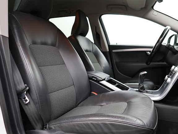 Volvo V70 22 of 27