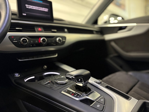 Audi A4 17 of 25