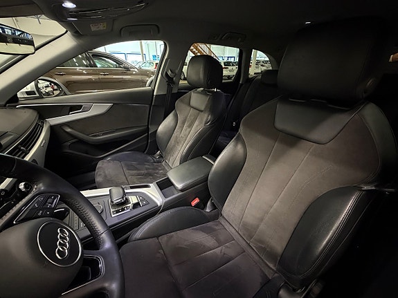 Audi A4 11 of 25