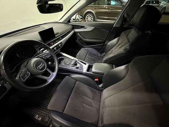 Audi A4 10 of 25