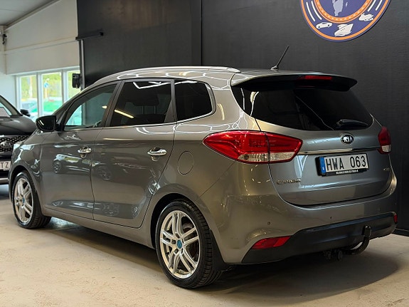 Kia Carens 20 of 23