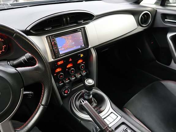 Subaru BRZ 17 of 27