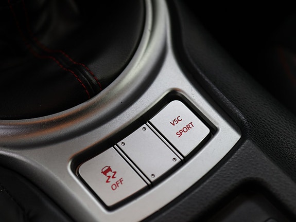 Subaru BRZ 18 of 27