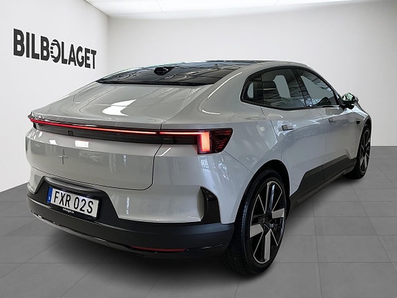 Polestar 4 4 of 5