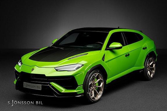 Lamborghini Urus 7 of 30
