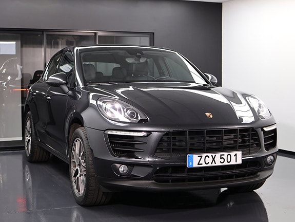 Porsche Macan S 6 of 27