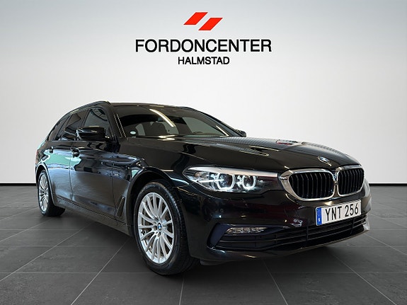 BMW 520d 3 of 5