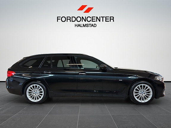 BMW 520d 4 of 5