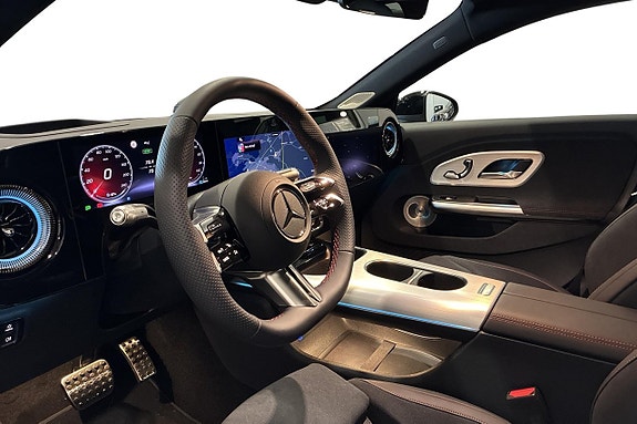 Mercedes-Benz CLA250+ 14 of 15
