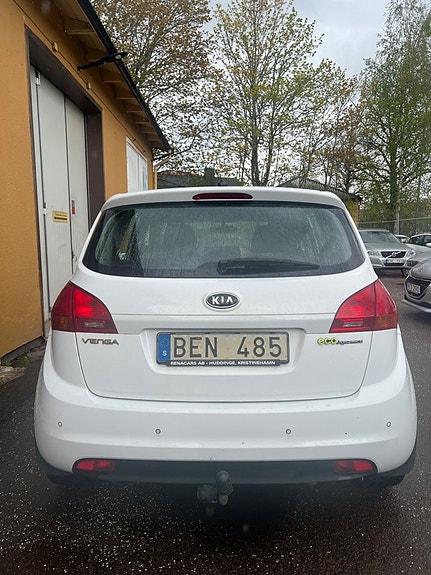 Kia Venga 4 of 5