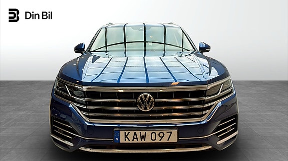 Volkswagen Touareg 4 of 5