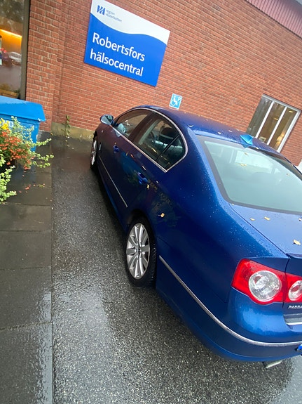 Volkswagen Passat 3 of 5
