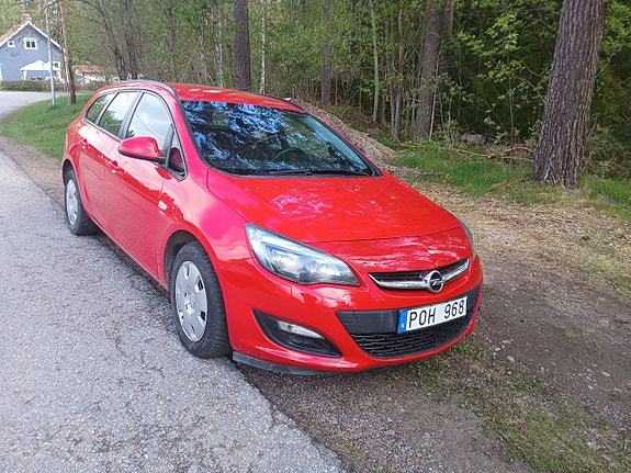 Opel Astra 2 of 5