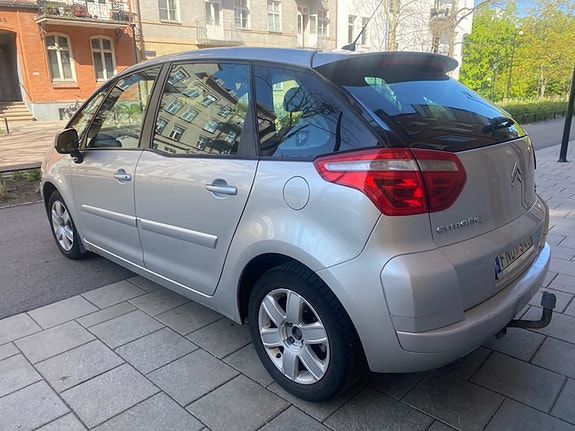 Citroen C4 Picasso 4 of 5