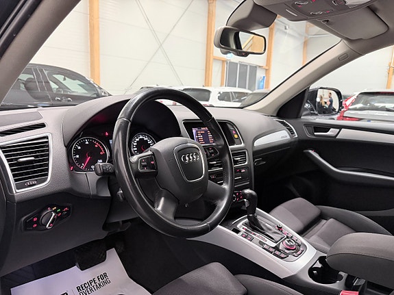 Audi Q5 10 of 17