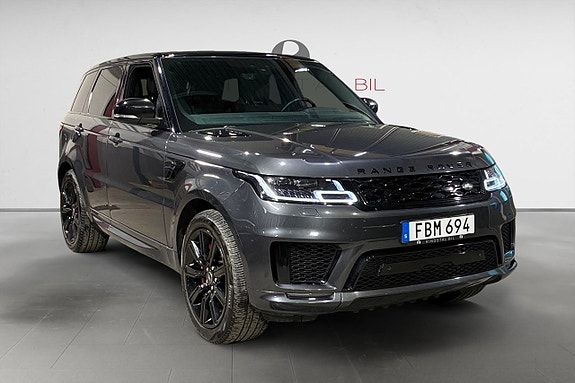Land Rover Range Rover Sport 8 of 17